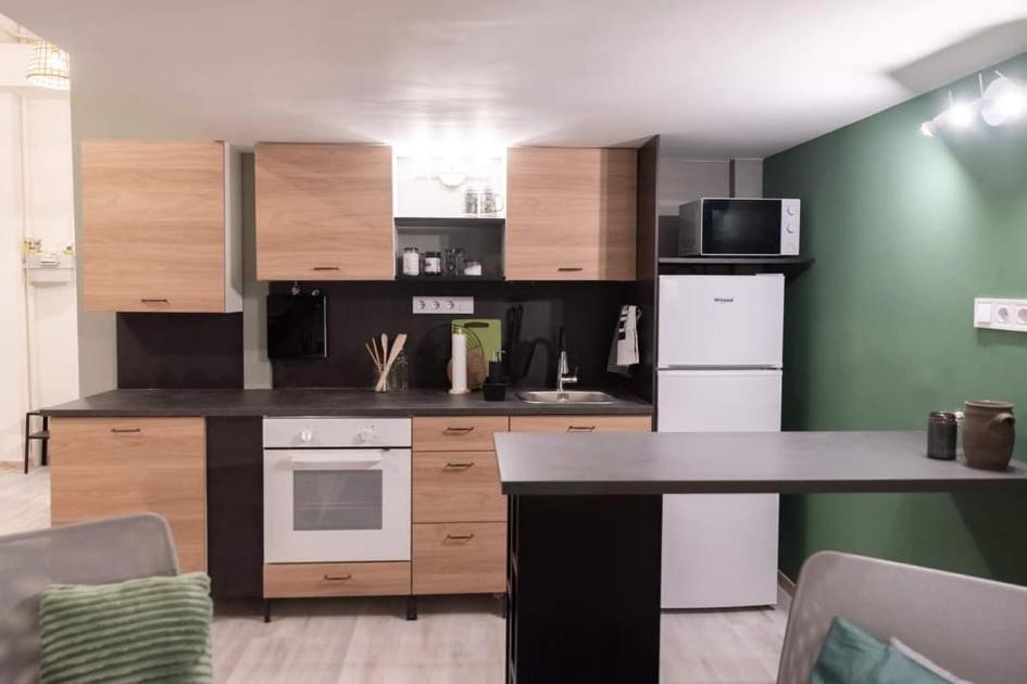 Central Stay Gozsdu Budapeste Exterior foto