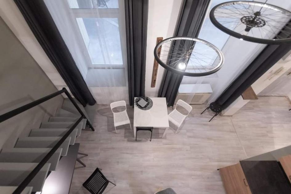 Central Stay Gozsdu Budapeste Exterior foto